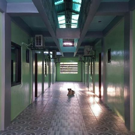 Panci'S Guesthouse Пуерто Галера Екстериор снимка