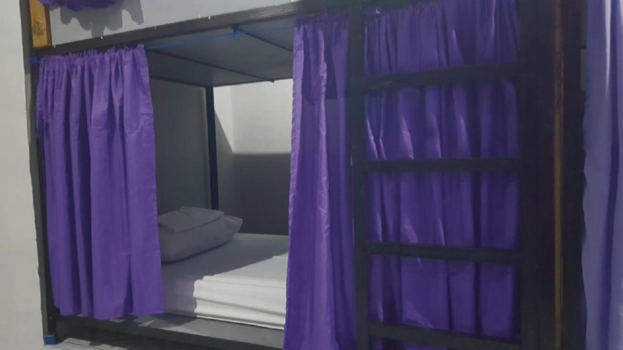 Panci'S Guesthouse Пуерто Галера Екстериор снимка