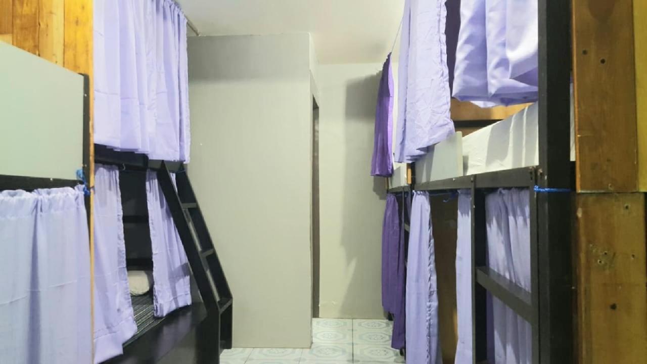 Panci'S Guesthouse Пуерто Галера Екстериор снимка
